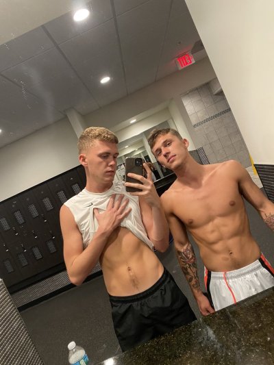 Watch Jake & Issac's leaked NSFW photo on TwXstars