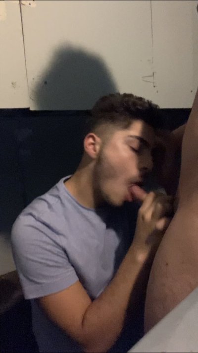 Watch Heavy pole's leaked NSFW photo on TwXstars