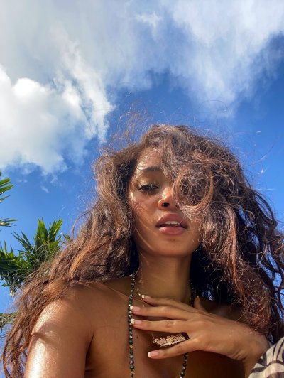 Watch Tai’Aysha ⭐️'s leaked NSFW photo on TwXstars