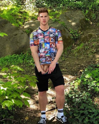 Watch Stephen Dallas's leaked NSFW photo on TwXstars