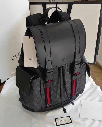 Watch Mental's leaked NSFW photo on TwXstars