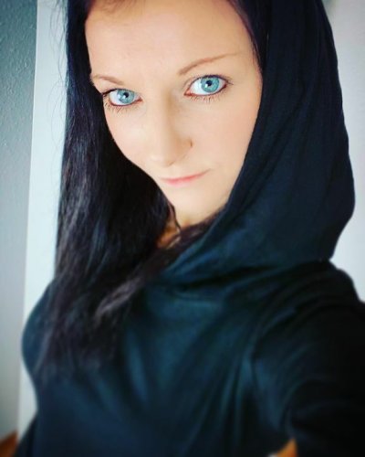 Watch Laila-Banx's leaked NSFW photo on TwXstars