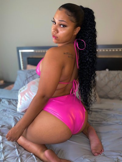 Watch little miss make it happen 💕🫧's leaked NSFW photo on TwXstars