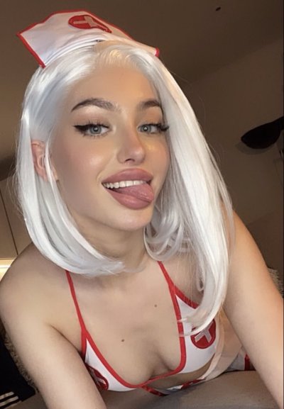 Watch ari's leaked NSFW photo on TwXstars