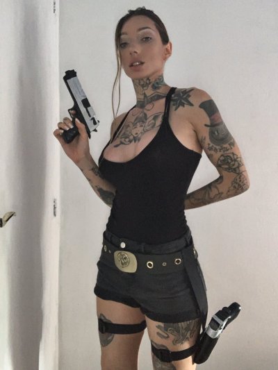 Watch Micaela's leaked NSFW photo on TwXstars