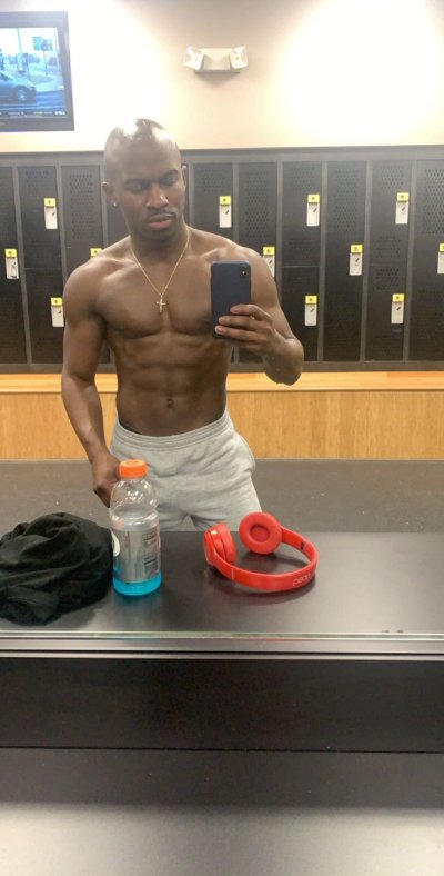 Watch Tay's leaked NSFW photo on TwXstars