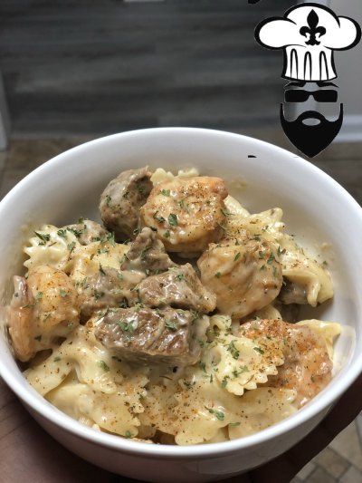 Watch Roosevelt “Bayou Beard” Howard Jr.'s leaked NSFW photo on TwXstars