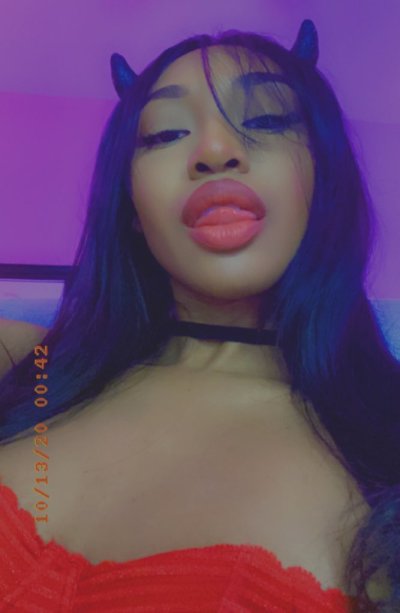 Watch 🎀 baemax 🎀's leaked NSFW photo on TwXstars