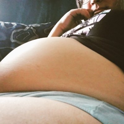 Watch 😈 Succubus Queen 👑's leaked NSFW photo on TwXstars