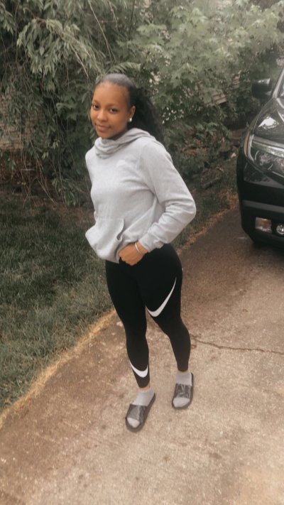 Watch Saleema 💖's leaked NSFW photo on TwXstars