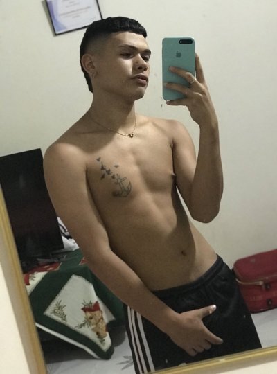 Watch Primos calientes😈's leaked NSFW photo on TwXstars