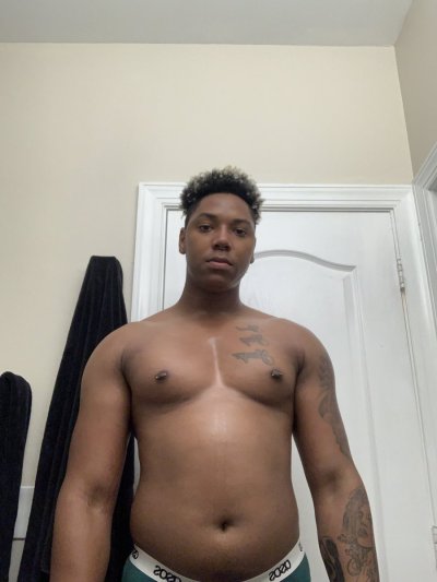 Watch Thee Heavyweight Champ 🥵's leaked NSFW photo on TwXstars