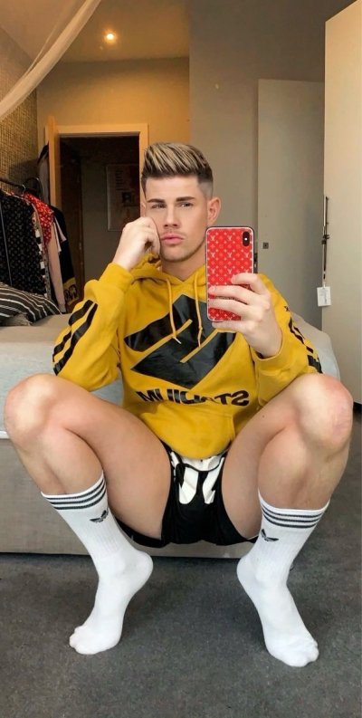 Watch Stephen Dallas's leaked NSFW photo on TwXstars