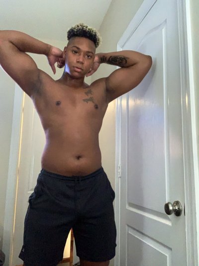 Watch Thee Heavyweight Champ 🥵's leaked NSFW photo on TwXstars