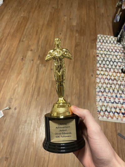 Watch Oliver Edwards's leaked NSFW photo on TwXstars