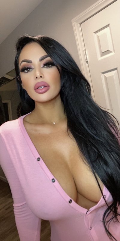 Watch Jenn Marie's leaked NSFW photo on TwXstars