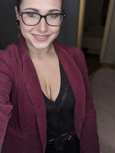 Watch PrettyRikki's leaked NSFW photo on TwXstars