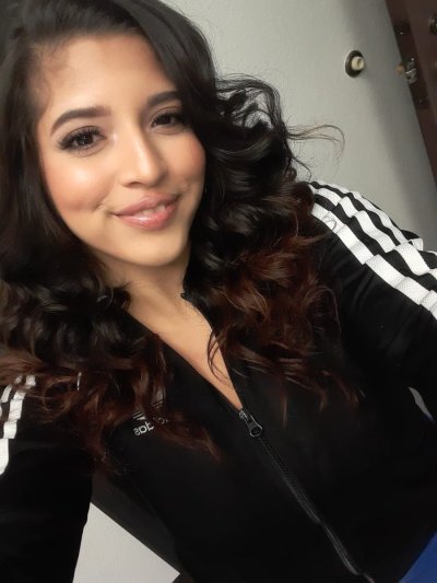 Watch Gabriela Lopez's leaked NSFW photo on TwXstars