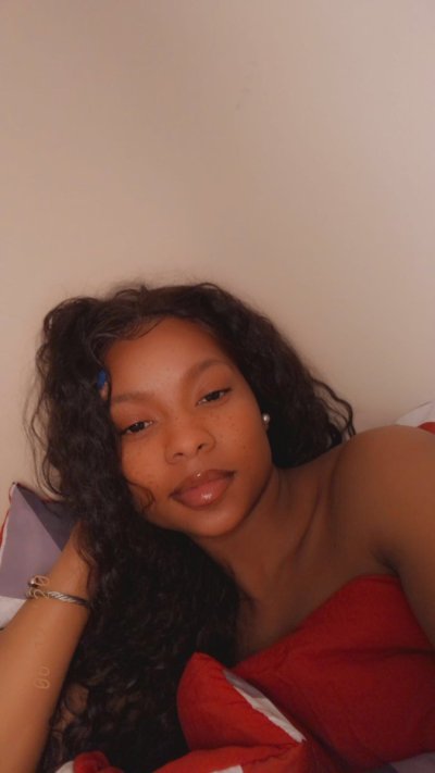 Watch Saleema 💖's leaked NSFW photo on TwXstars