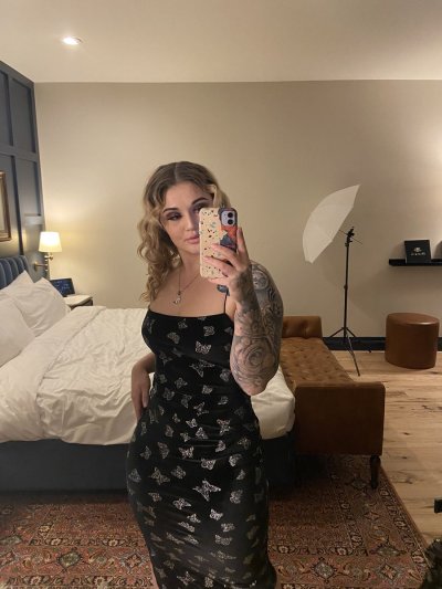 Watch My Alter Ego's leaked NSFW photo on TwXstars