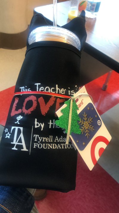 Watch 17th Chariot's leaked NSFW photo on TwXstars