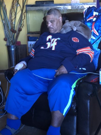 Watch 17th Chariot's leaked NSFW photo on TwXstars