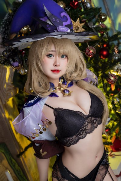 Watch 𝐇𝐢𝐠𝐚𝐬𝐡𝐢 🐰FREE Onlyfans & Patreon's leaked NSFW photo on TwXstars