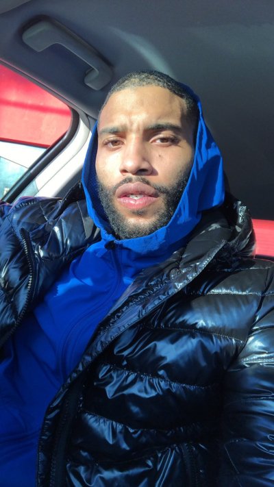 Watch 17th Chariot's leaked NSFW photo on TwXstars