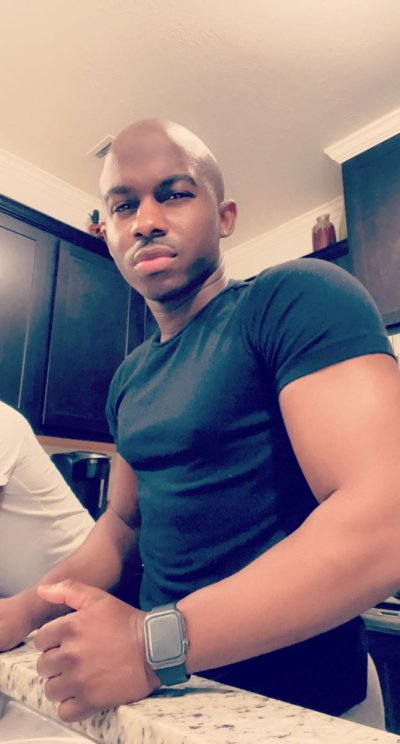 Watch Tay's leaked NSFW photo on TwXstars