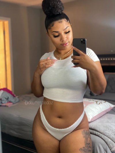 Watch little miss make it happen 💕🫧's leaked NSFW photo on TwXstars