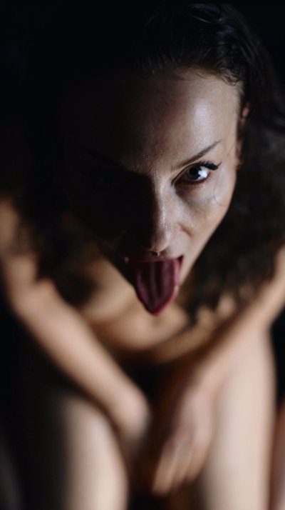 Watch Vex Ashley 🩸's leaked NSFW photo on TwXstars