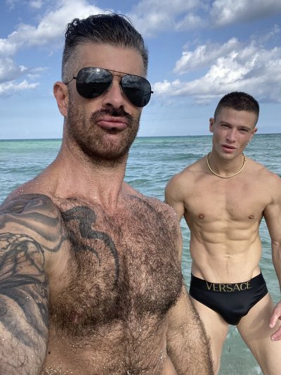Watch Killian Adam's leaked NSFW photo on TwXstars