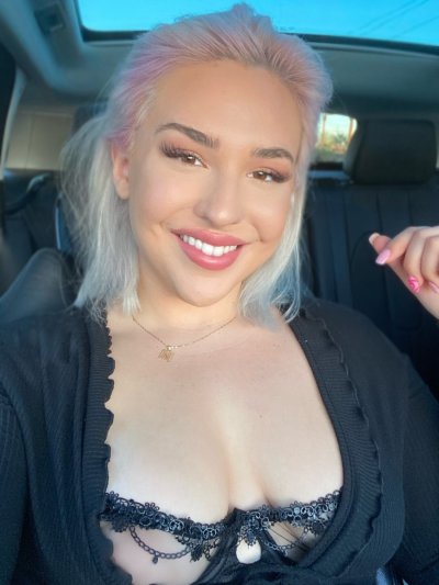 Watch nixxdee's leaked NSFW photo on TwXstars