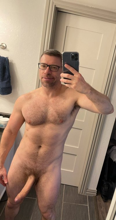 Watch DJ Tristan Jaxx 🎮's leaked NSFW photo on TwXstars