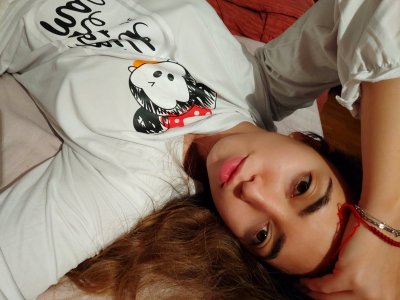 Watch Frida Sante's leaked NSFW photo on TwXstars