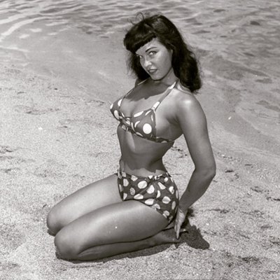 Watch Bettie Page's leaked NSFW photo on TwXstars