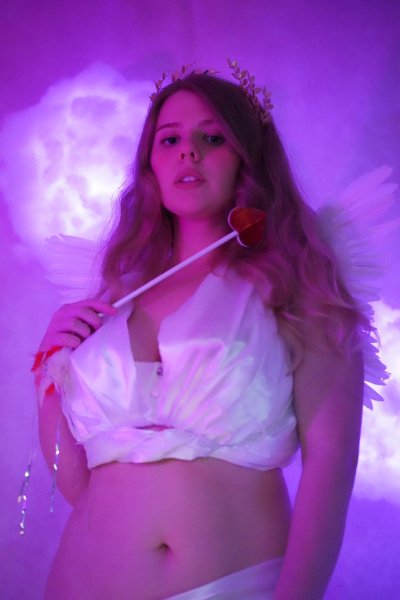 Watch Savannah Solo's leaked NSFW photo on TwXstars