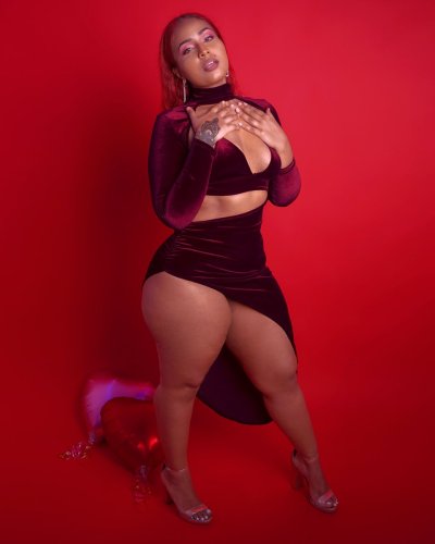 Watch Ashana Finesse's leaked NSFW photo on TwXstars