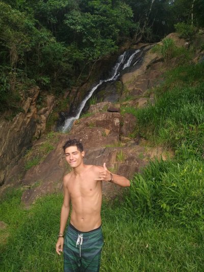 Watch MatteoZacX's leaked NSFW photo on TwXstars