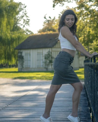 Watch Frida Sante's leaked NSFW photo on TwXstars