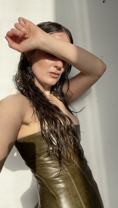 Watch Vex Ashley 🩸's leaked NSFW photo on TwXstars