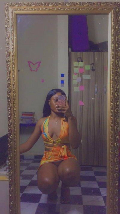 Watch 𝐘𝐯𝐞𝐬's leaked NSFW photo on TwXstars