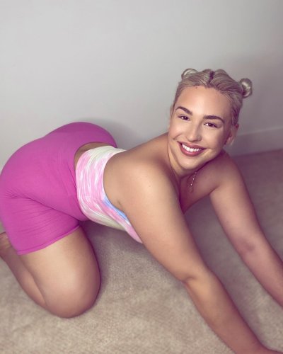 Watch nixxdee's leaked NSFW photo on TwXstars