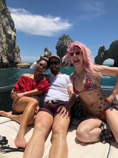 Watch Annalee Belle's leaked NSFW photo on TwXstars