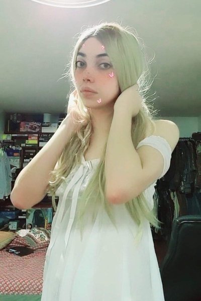 Watch Juli Trap 🖤🐧's leaked NSFW photo on TwXstars