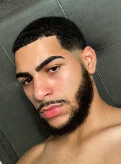 Watch gorillaglue327's leaked NSFW photo on TwXstars