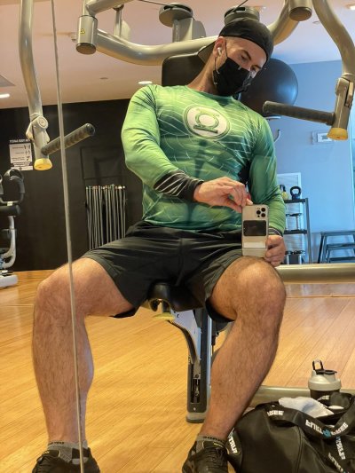 Watch Killian Adam's leaked NSFW photo on TwXstars