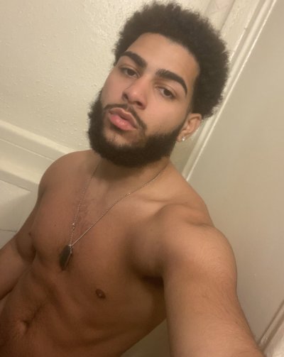 Watch gorillaglue327's leaked NSFW photo on TwXstars