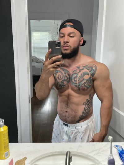 Watch Sir Gio's leaked NSFW photo on TwXstars