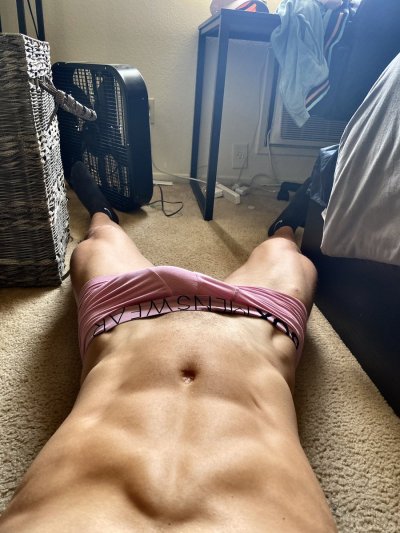 Watch SHRED KING's leaked NSFW photo on TwXstars